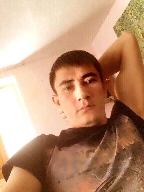  20465763  Akbar, 36 ,    