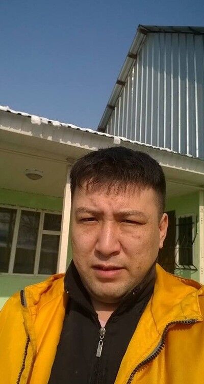  13515523  Diar, 42 ,    