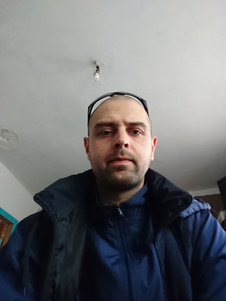  16116793  , 37 ,    