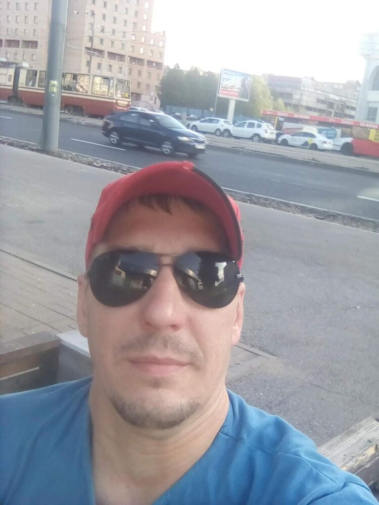  53956993  , 42 ,    --