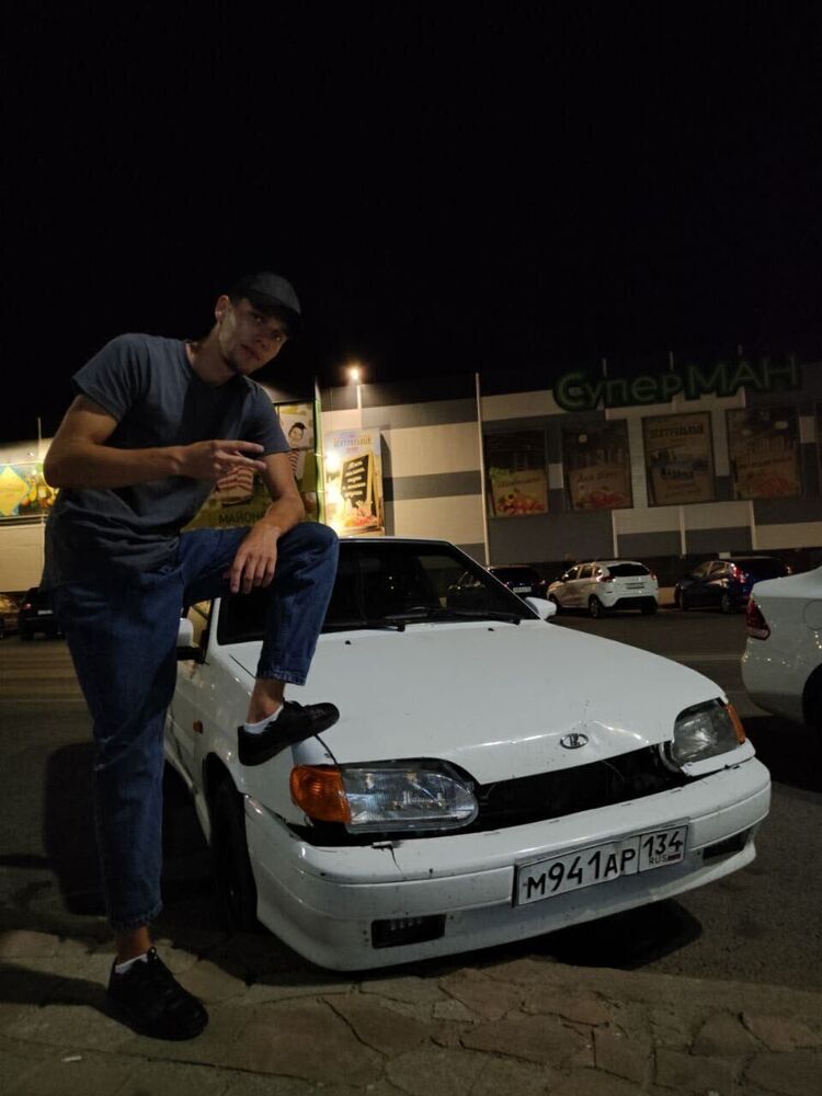  38473303  , 27 ,    