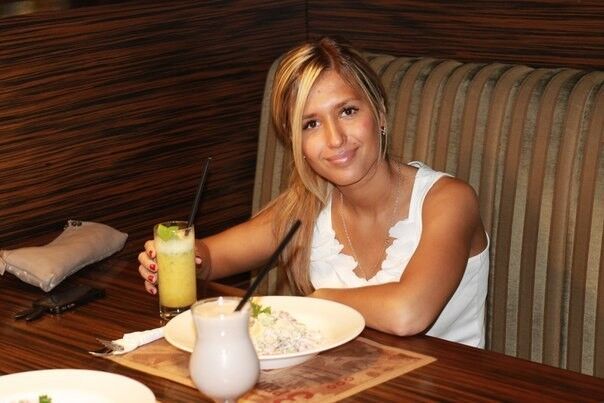  ,   Lilu, 30 ,   ,   , c , 