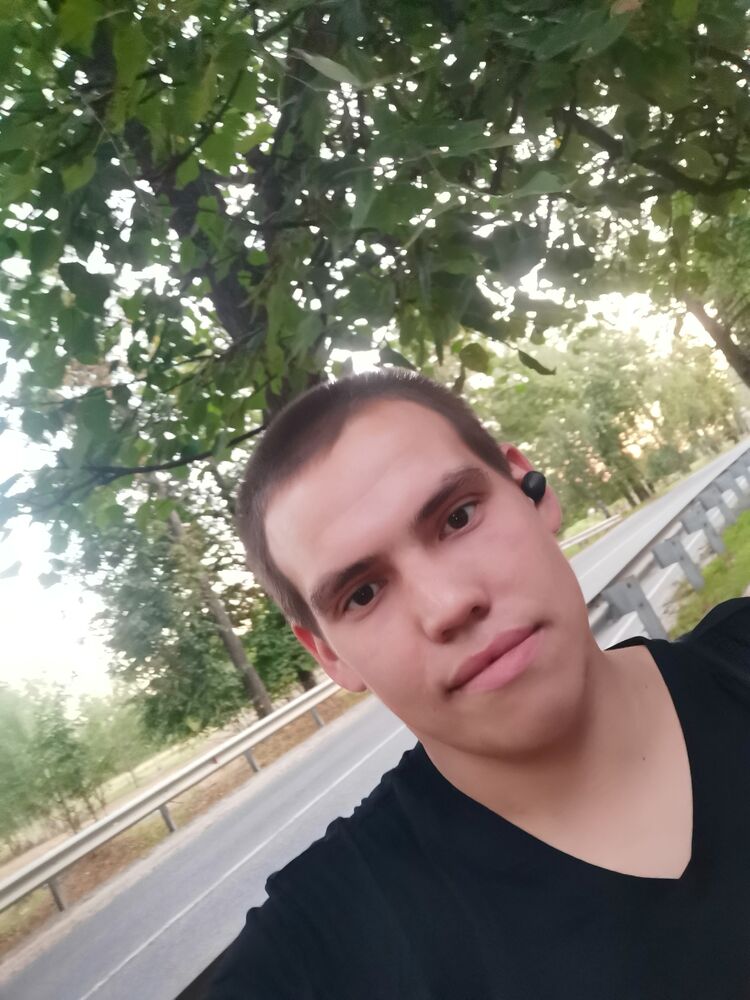  25389353  , 28 ,    