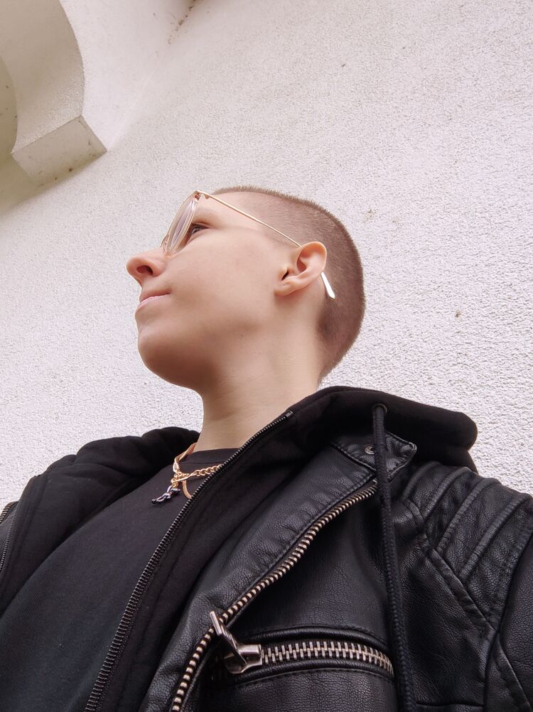  ,   , 20 ,   c 