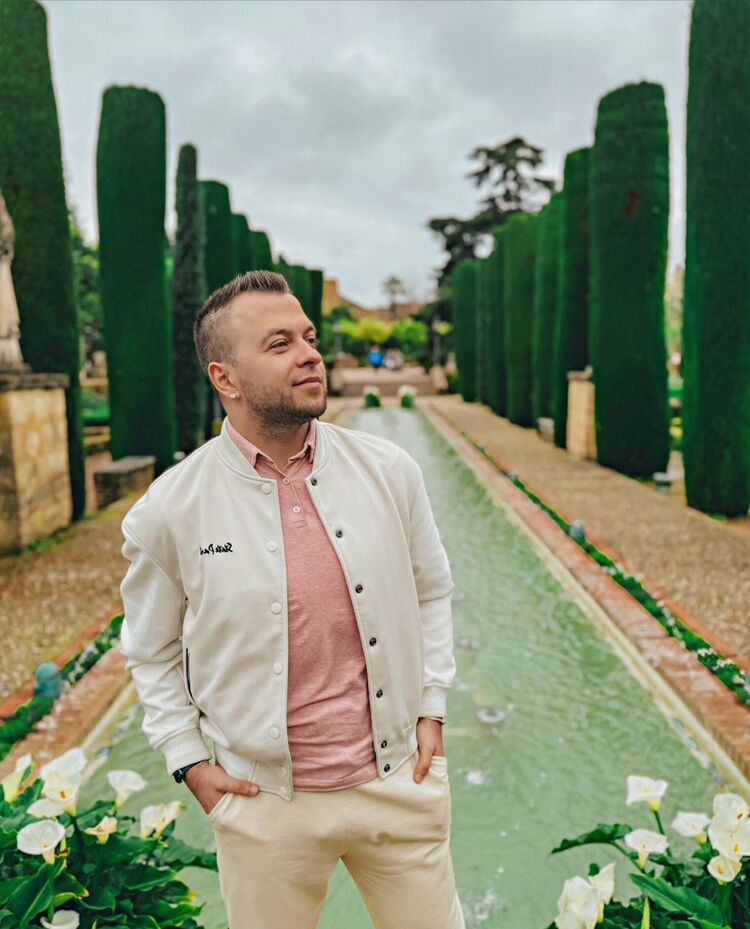  51322993  , 34 ,    -