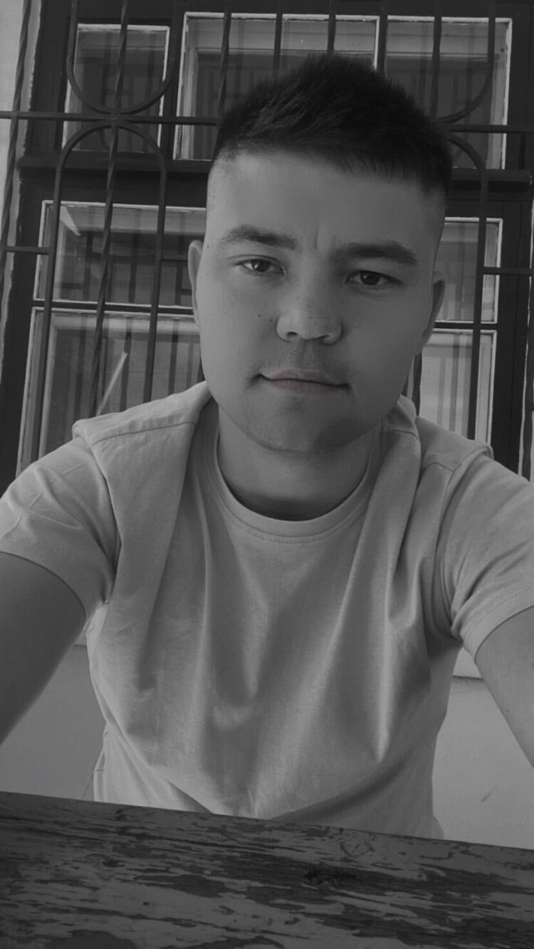  54545353  Vito, 25 ,    