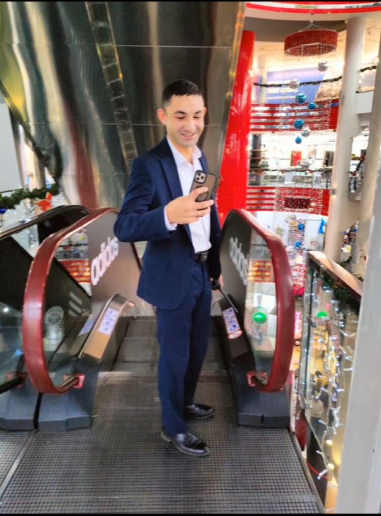  48614813  Pavel, 28 ,    
