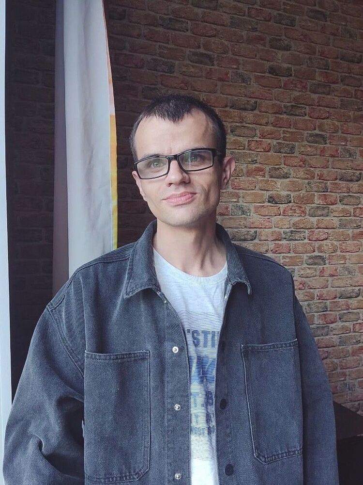  45477953  , 37 ,    