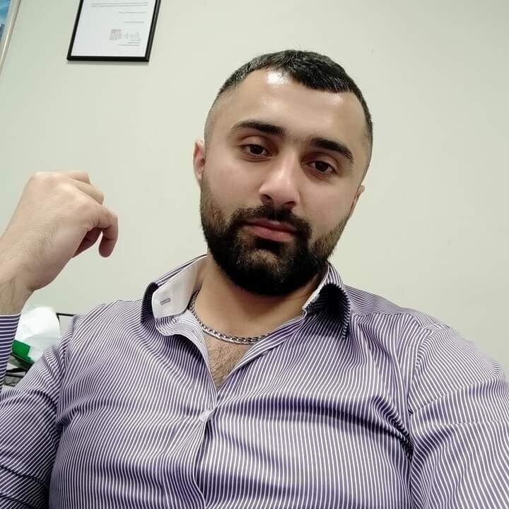  53589743  Avraam, 32 ,    