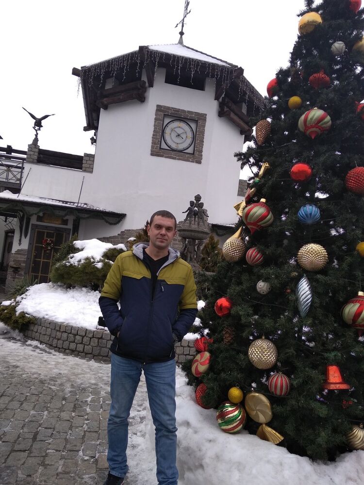  15240043  Sergey, 40 ,    