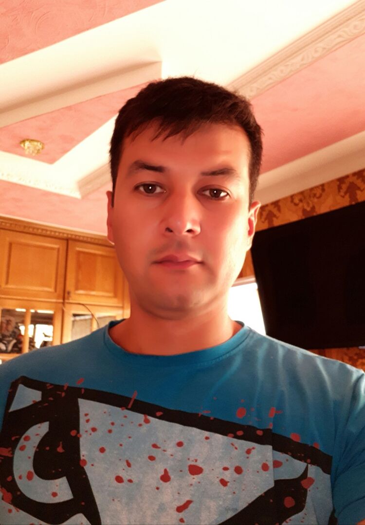  9899573  , 43 ,    