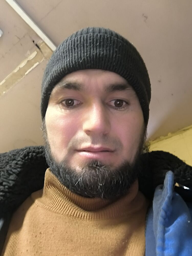  ,   Aliakbar, 35 ,   ,   