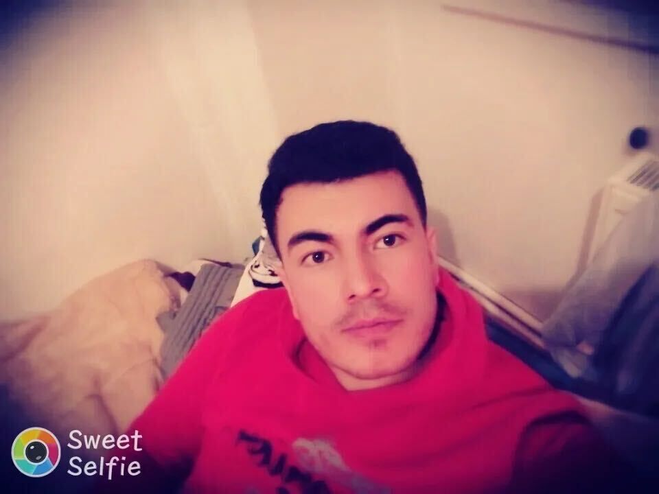  46349523  Ttimati, 29 ,    