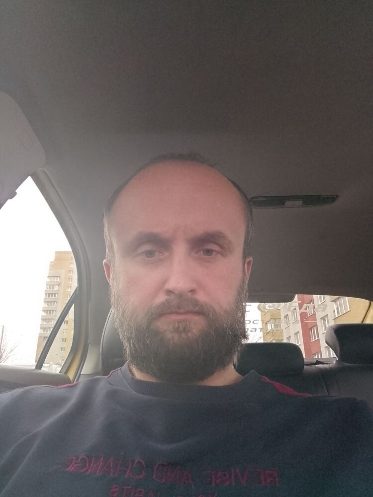  48860523  , 39 ,    