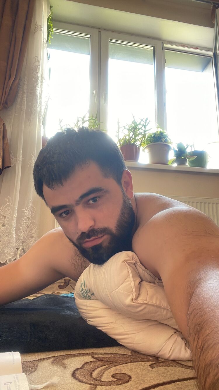  ,   Ruslan, 33 ,   ,   , c 