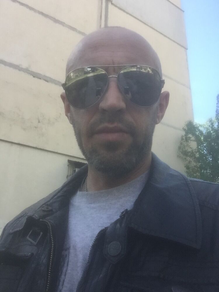  22241023  , 42 ,    
