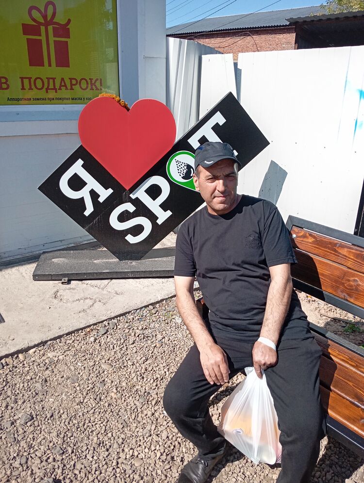  52076403  , 51 ,    -