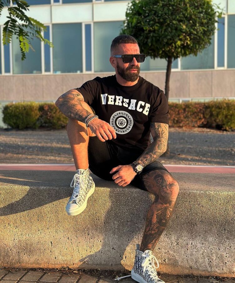  40591313  , 40 ,    -