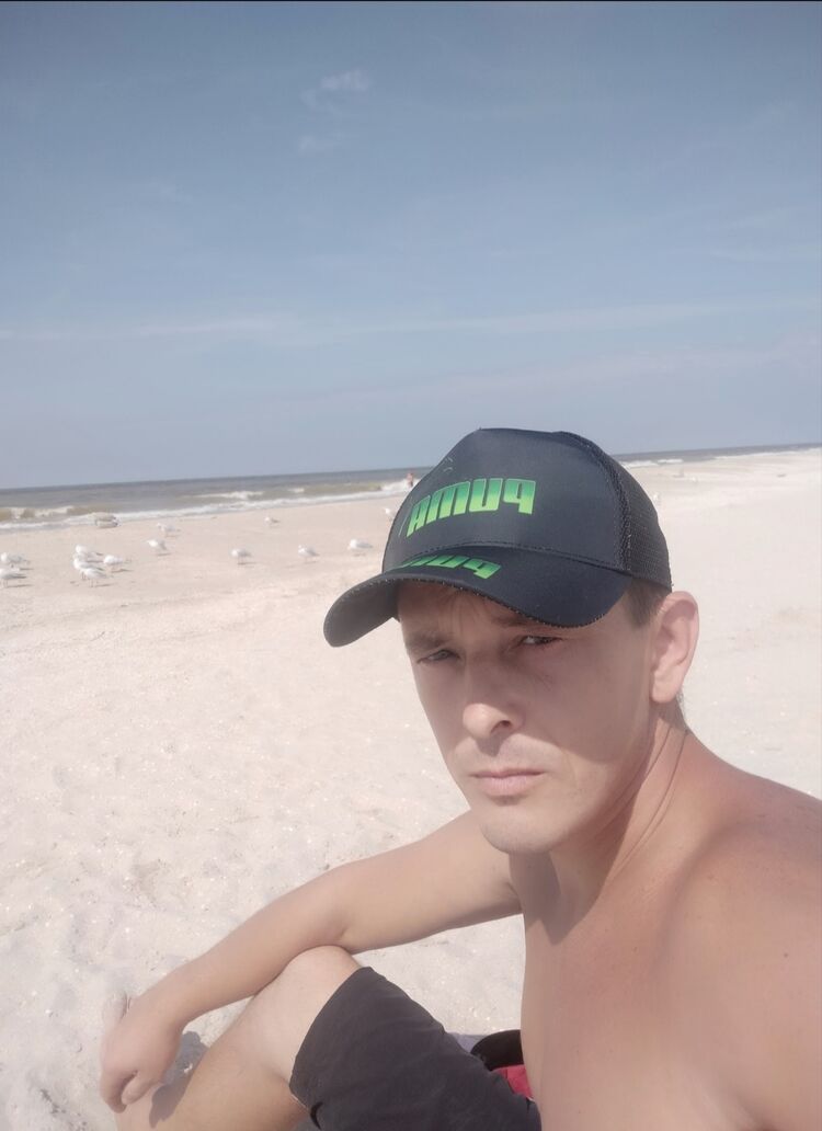  52834873  , 38 ,    
