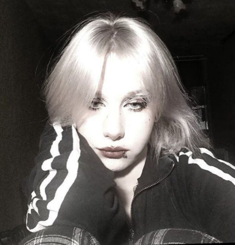   ,   Tanya, 19 ,  