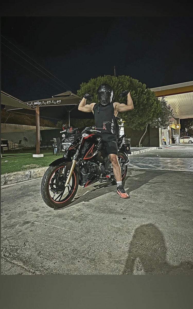  ,   Halil, 23 ,   ,   