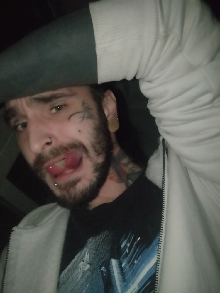  53214903  , 32 ,    