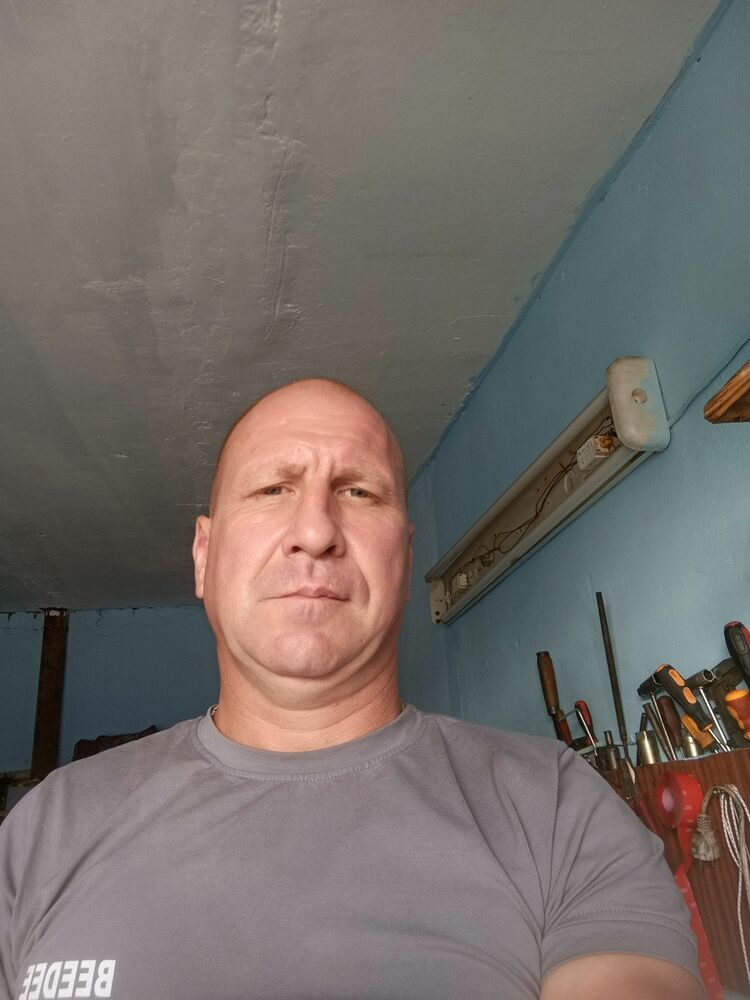  45738023  , 40 ,    -