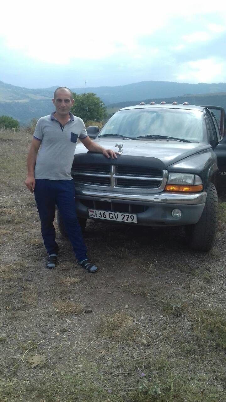  44391703  , 36 ,    