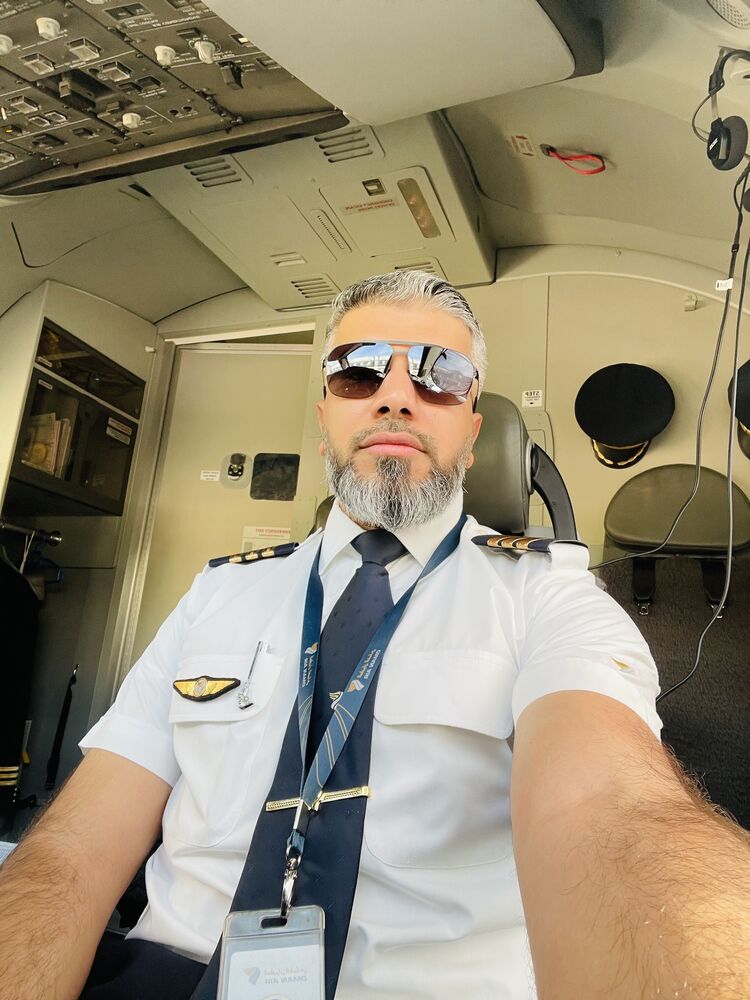  43363963  Salah, 38 ,    