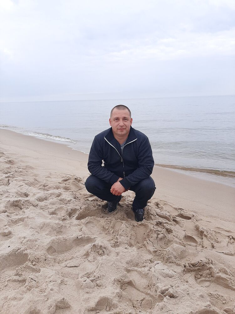  ,   Ruslan, 43 ,   ,   