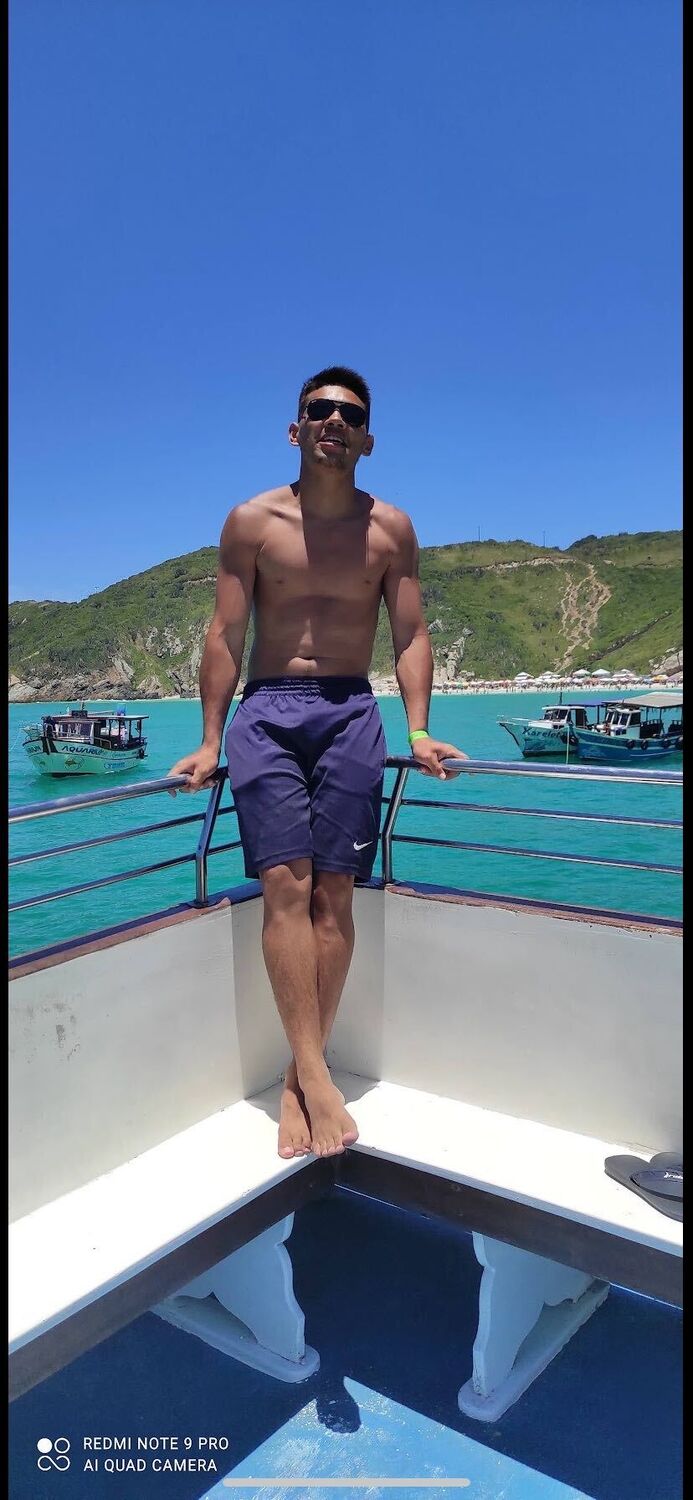  54692333  Daniel, 27 ,    Perafita