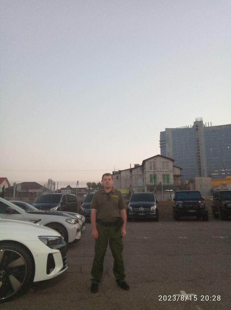  36921063  , 41 ,    
