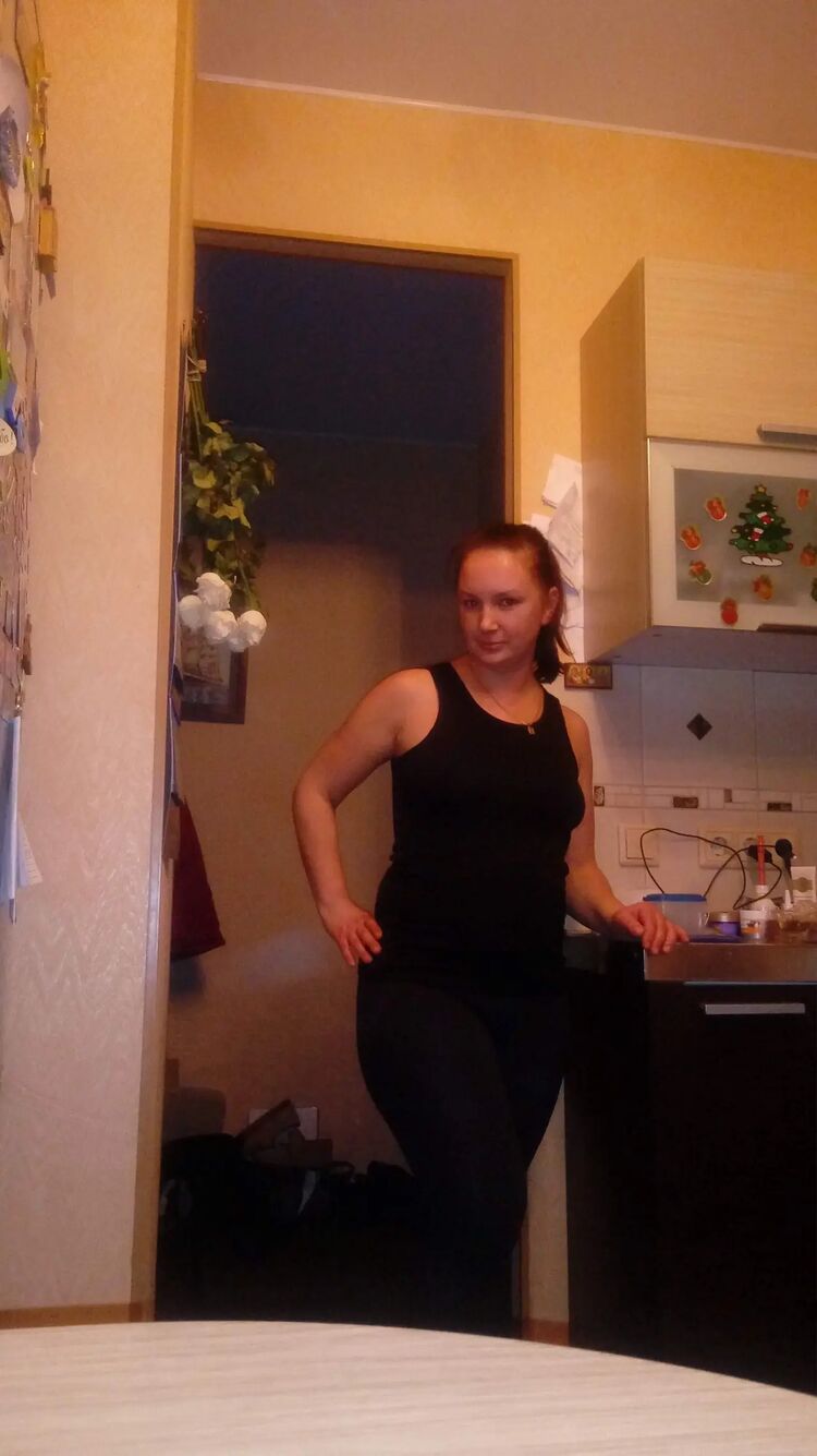  ,   Anna, 44 ,   c 
