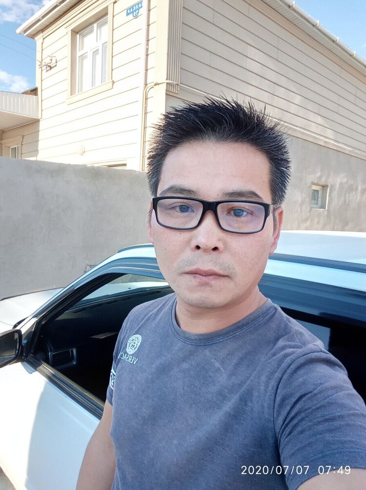  ,   Arman, 38 ,   , 