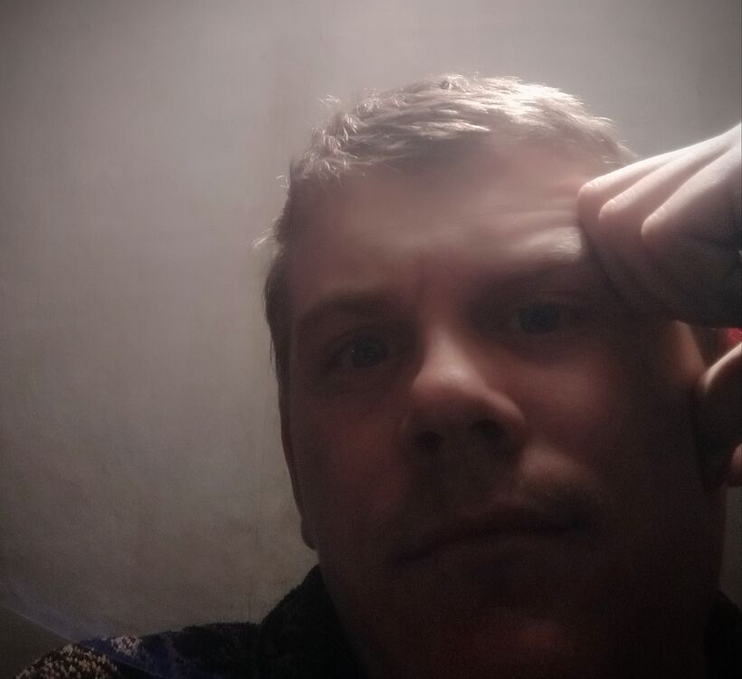 49519143  , 28 ,    