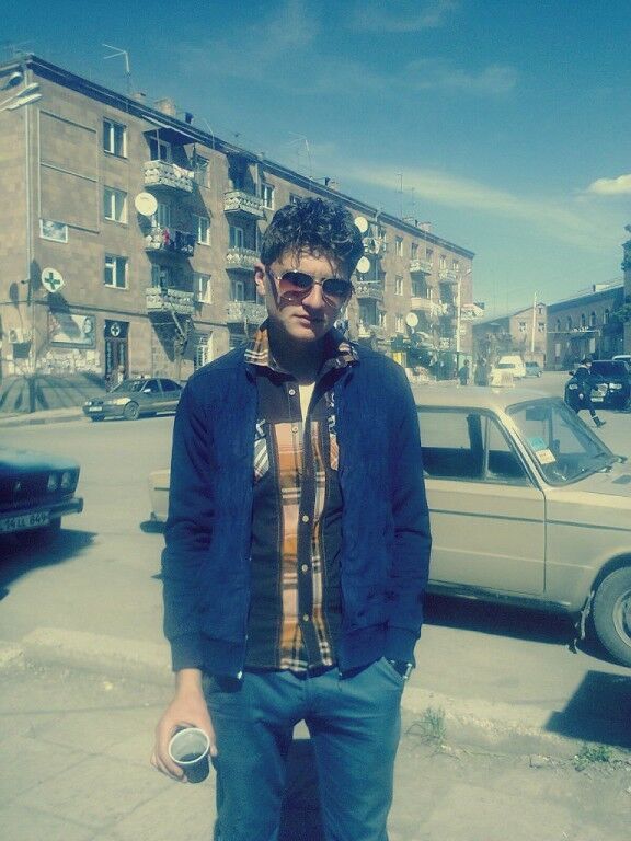  4793513  Noname, 40 ,    