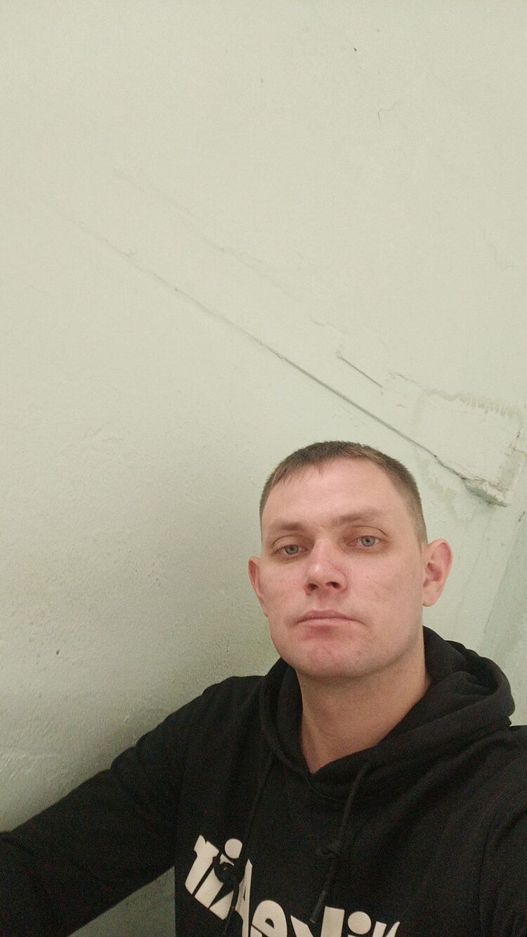  46123293  , 39 ,    