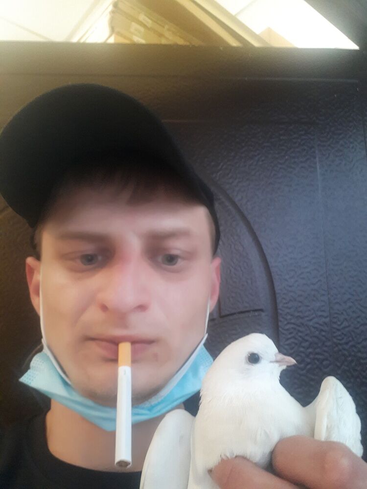  20581553  Sergey, 31 ,    