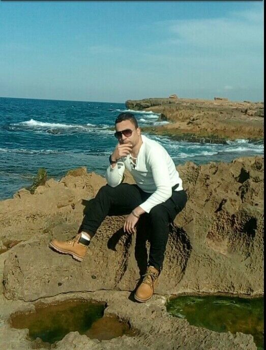  17060013  , 38 ,    Algiers