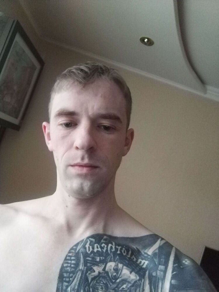  33079323  , 34 ,    