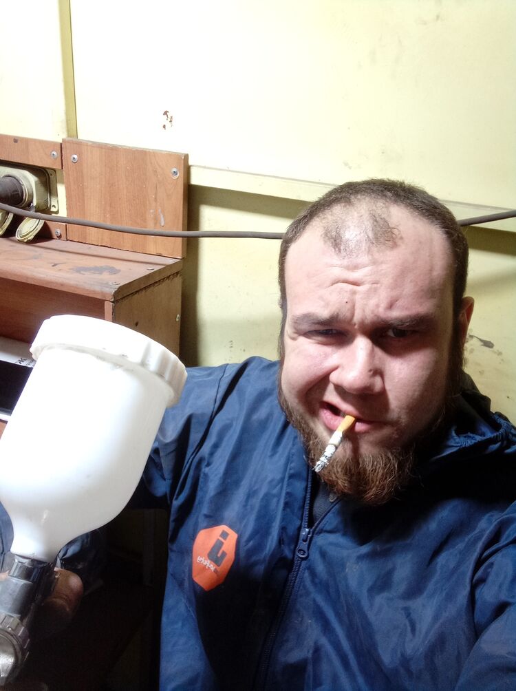  34209943  Alexander, 33 ,    