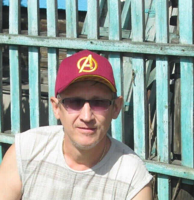  ,   Andrey, 52 ,   c , 