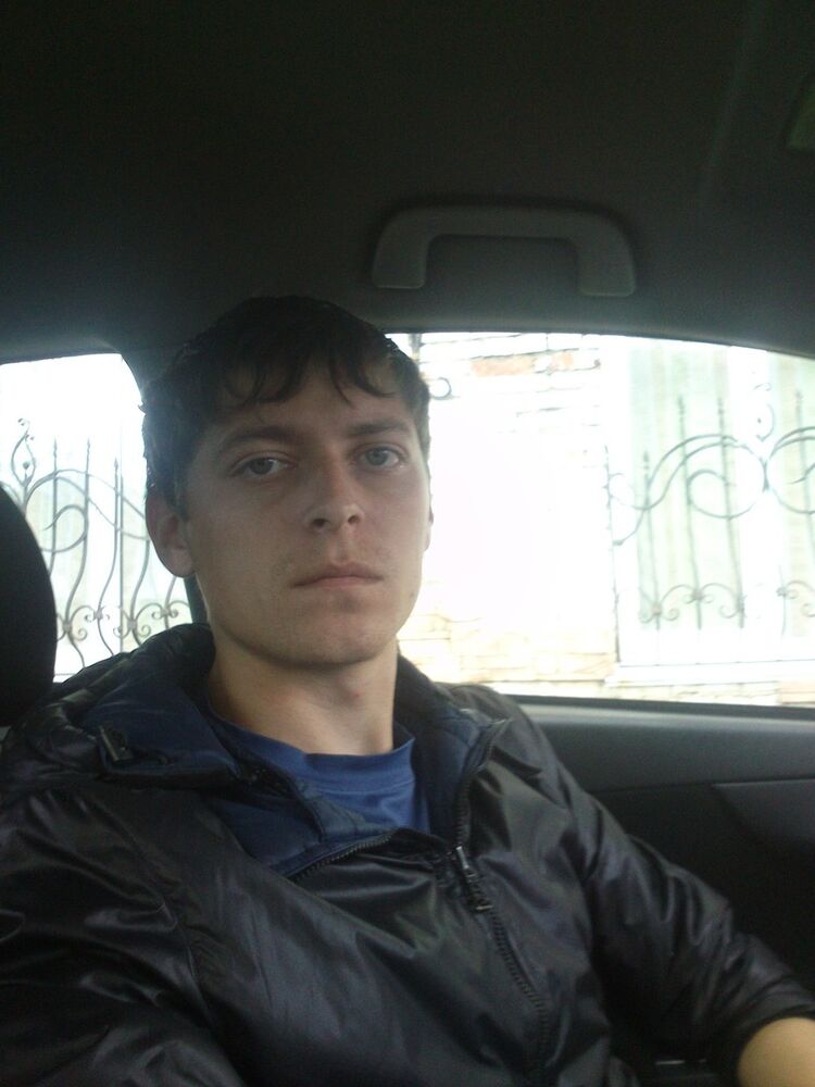  ,   Volodia, 35 ,   