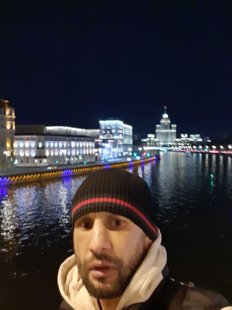 ���������� �����������, ���� ������� Adam, 34 ����, ������������ ��� ������, ����� � ���������