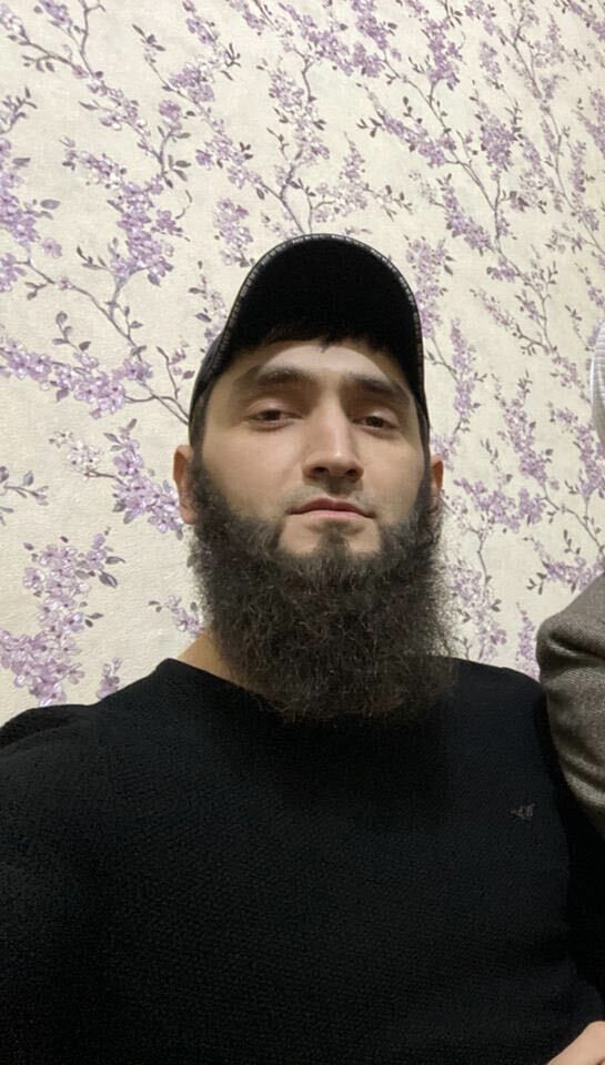  52672473  Usman, 34 ,    