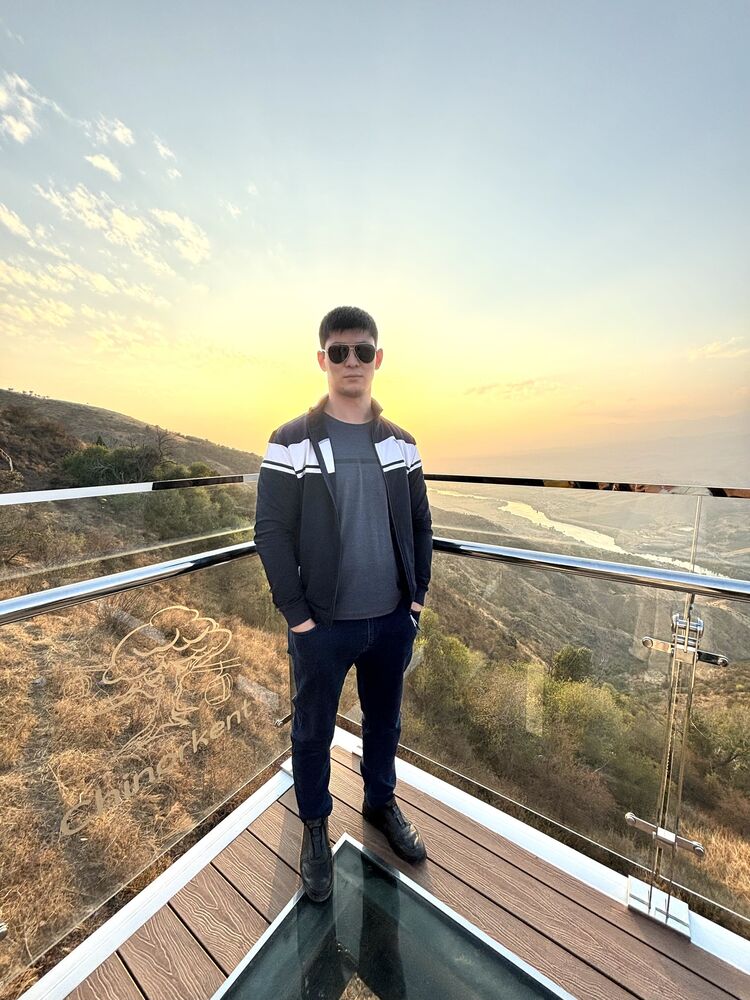  46820053  Xodjayev, 31 ,    