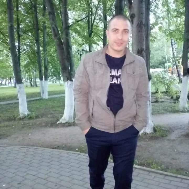  40476593  , 34 ,    