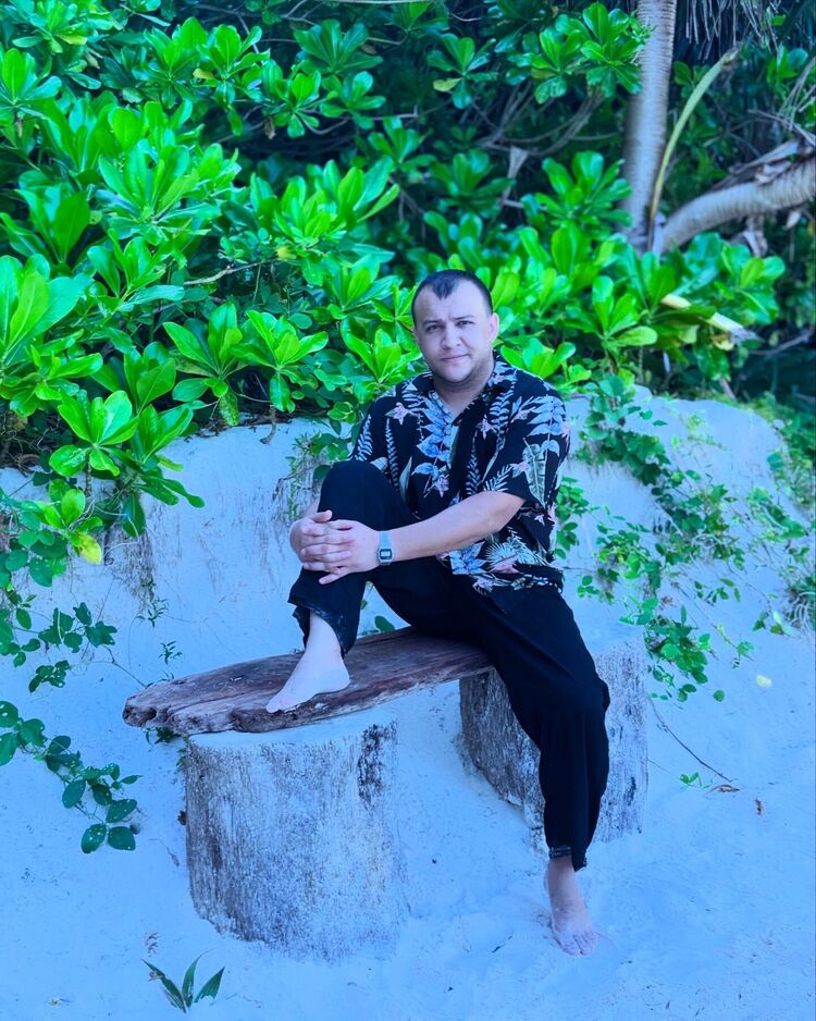  54240523  , 33 ,    -