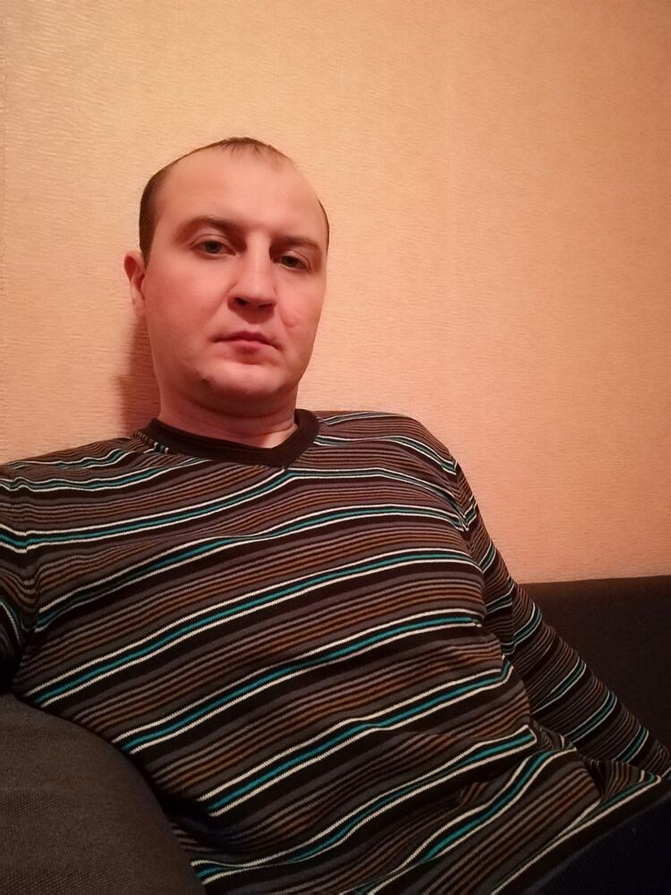  ,   Pavel, 40 ,   ,   , c 