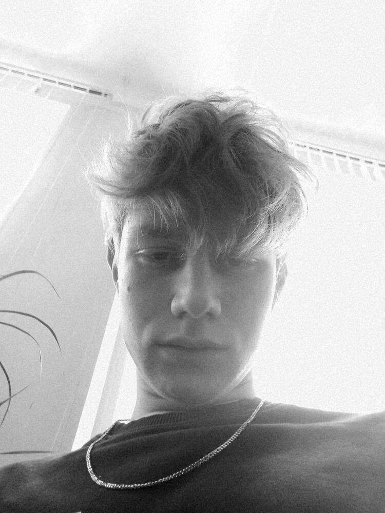 ���� 38278633 ����� �������, 22 ����, ���� ���������� � ������